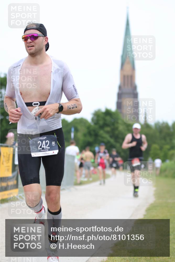 22.06.2025 - Viking Triathlon H.Heesch http://msf.ph/oto/8101356 22.06.2025 13:35:42 Laufen 242, 355, 635, 639 meine-sportfotos.de