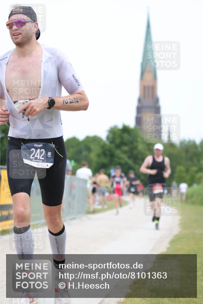 22.06.2025 - Viking Triathlon H.Heesch http://msf.ph/oto/8101363 22.06.2025 13:35:42 Laufen 242, 355, 635, 639 meine-sportfotos.de