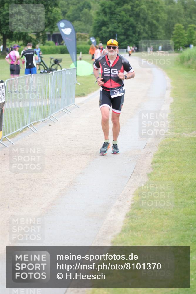 22.06.2025 - Viking Triathlon H.Heesch http://msf.ph/oto/8101370 22.06.2025 16:46:15 Laufen 292 meine-sportfotos.de
