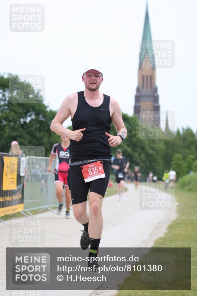 22.06.2025 - Viking Triathlon H.Heesch http://msf.ph/oto/8101380 22.06.2025 13:35:46 Laufen 242, 635, 639 meine-sportfotos.de