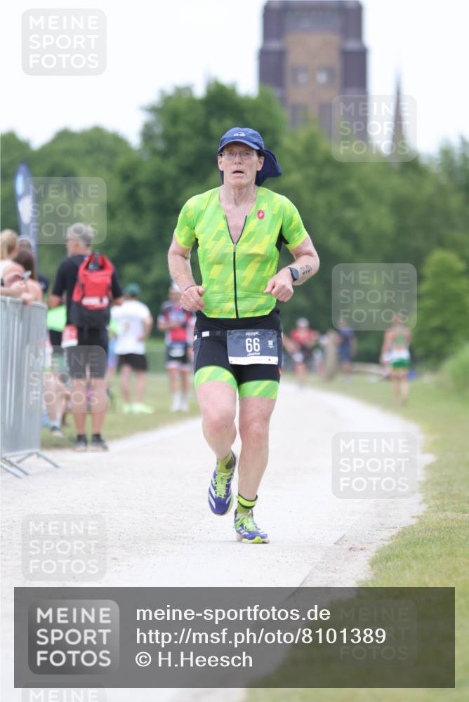 22.06.2025 - Viking Triathlon H.Heesch http://msf.ph/oto/8101389 22.06.2025 15:44:25 Laufen 66, 84, 276 meine-sportfotos.de