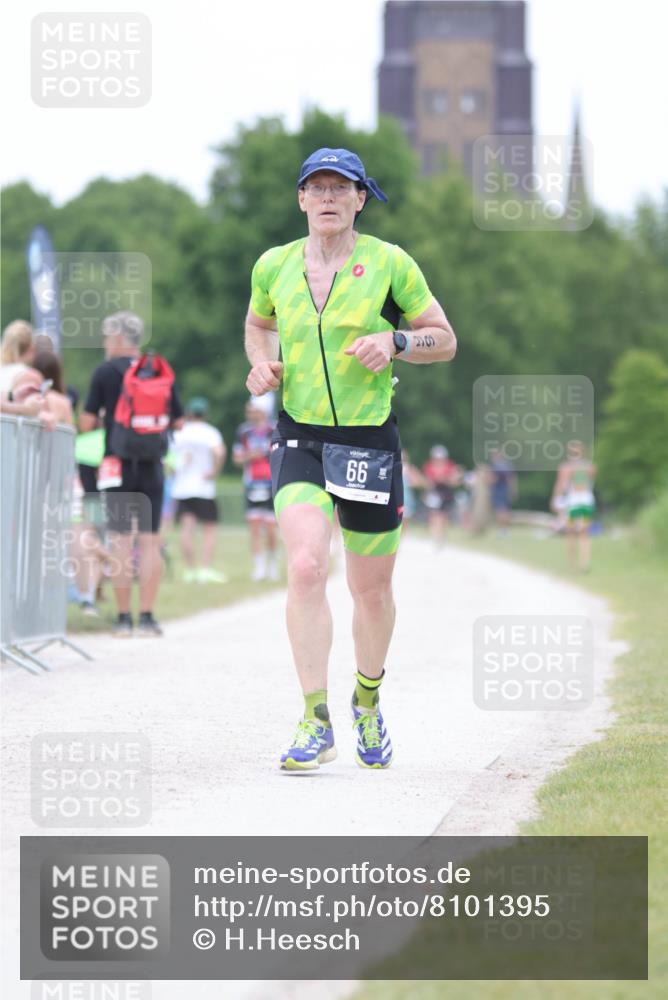 22.06.2025 - Viking Triathlon H.Heesch http://msf.ph/oto/8101395 22.06.2025 15:44:25 Laufen 66, 84, 276 meine-sportfotos.de