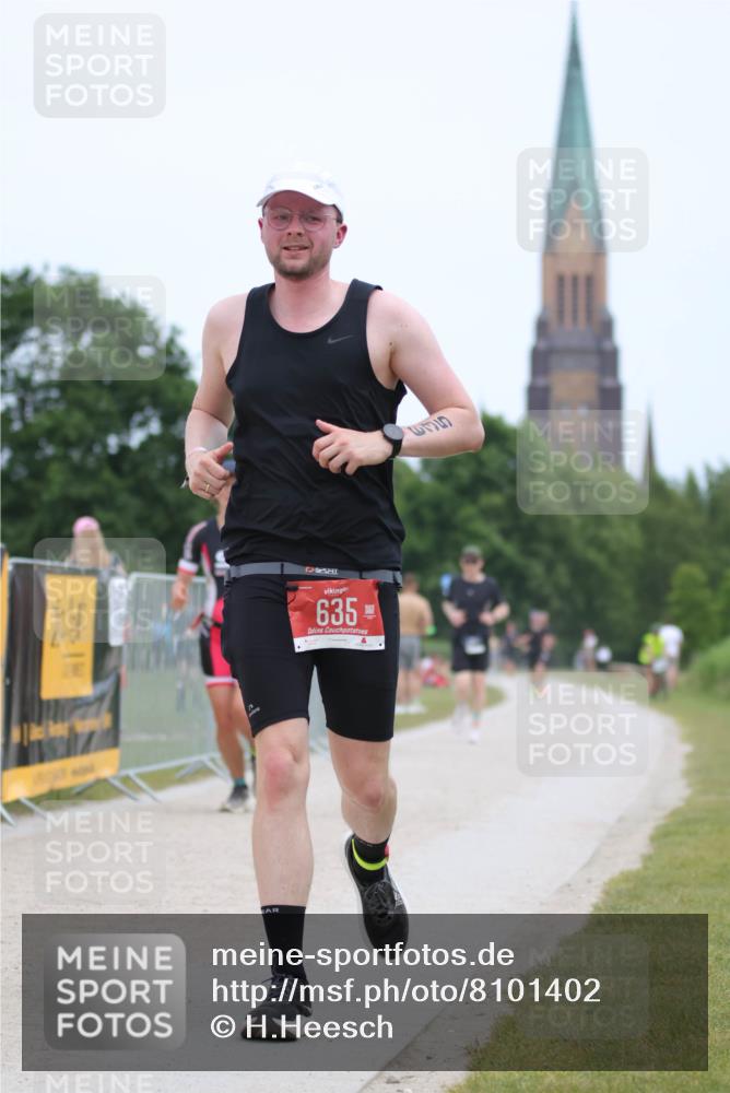 22.06.2025 - Viking Triathlon H.Heesch http://msf.ph/oto/8101402 22.06.2025 13:35:47 Laufen 479, 635, 639 meine-sportfotos.de