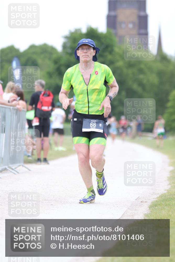 22.06.2025 - Viking Triathlon H.Heesch http://msf.ph/oto/8101406 22.06.2025 15:44:25 Laufen 66, 84, 276 meine-sportfotos.de