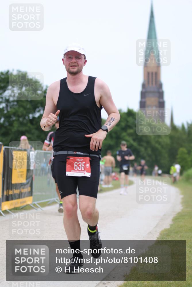 22.06.2025 - Viking Triathlon H.Heesch http://msf.ph/oto/8101408 22.06.2025 13:35:47 Laufen 479, 635, 639 meine-sportfotos.de