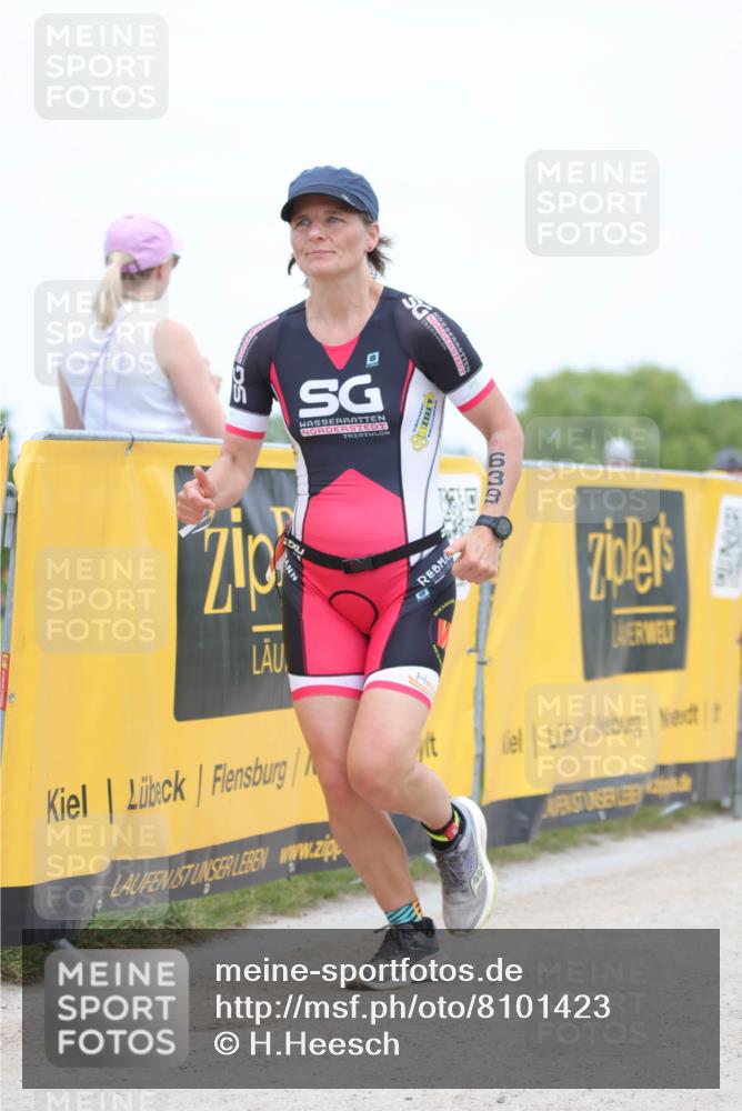22.06.2025 - Viking Triathlon H.Heesch http://msf.ph/oto/8101423 22.06.2025 13:35:49 Laufen 479, 635, 639 meine-sportfotos.de