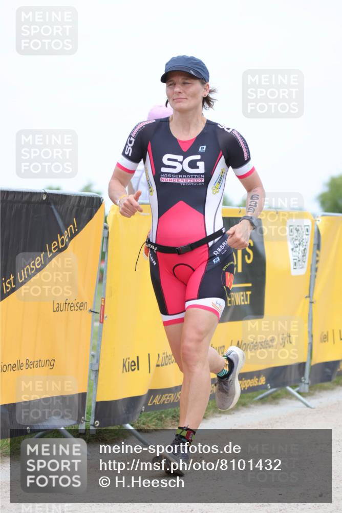 22.06.2025 - Viking Triathlon H.Heesch http://msf.ph/oto/8101432 22.06.2025 13:35:49 Laufen 479, 635, 639 meine-sportfotos.de