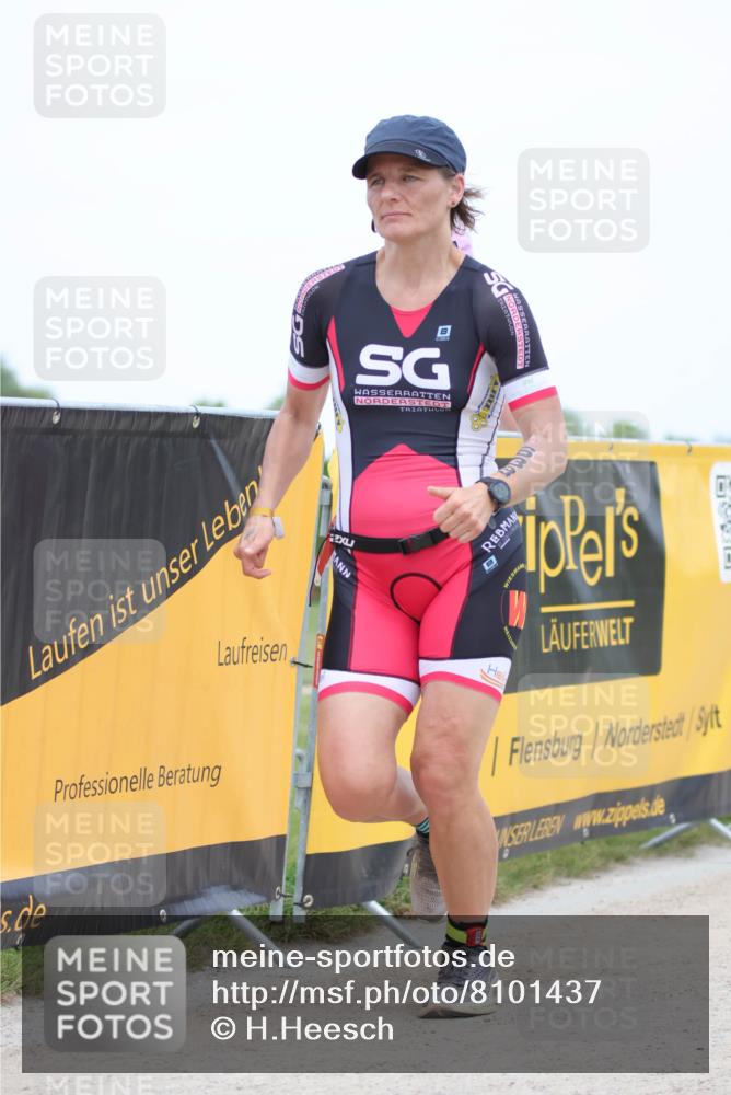22.06.2025 - Viking Triathlon H.Heesch http://msf.ph/oto/8101437 22.06.2025 13:35:50 Laufen 479, 635, 639 meine-sportfotos.de