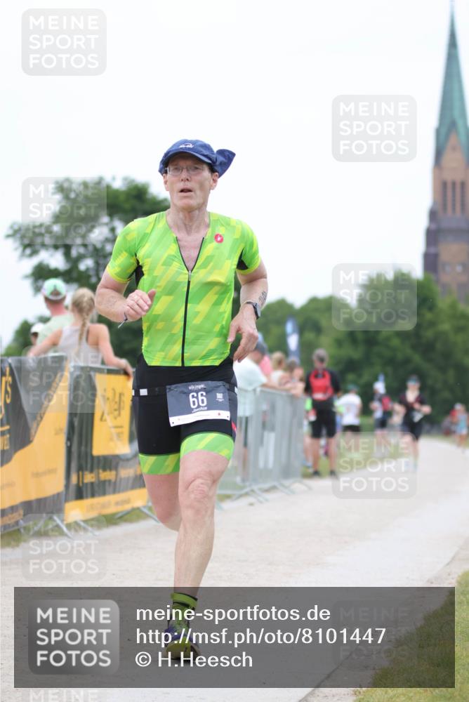 22.06.2025 - Viking Triathlon H.Heesch http://msf.ph/oto/8101447 22.06.2025 15:44:27 Laufen 66, 84, 276 meine-sportfotos.de