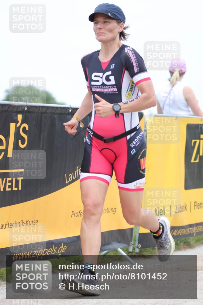 22.06.2025 - Viking Triathlon H.Heesch http://msf.ph/oto/8101452 22.06.2025 13:35:50 Laufen 479, 635, 639 meine-sportfotos.de