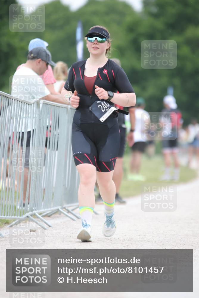 22.06.2025 - Viking Triathlon H.Heesch http://msf.ph/oto/8101457 22.06.2025 15:44:36 Laufen 240 meine-sportfotos.de