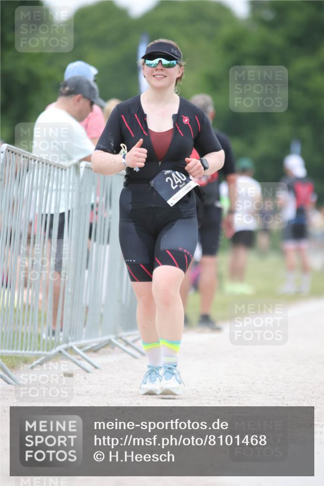 22.06.2025 - Viking Triathlon H.Heesch http://msf.ph/oto/8101468 22.06.2025 15:44:36 Laufen 240 meine-sportfotos.de