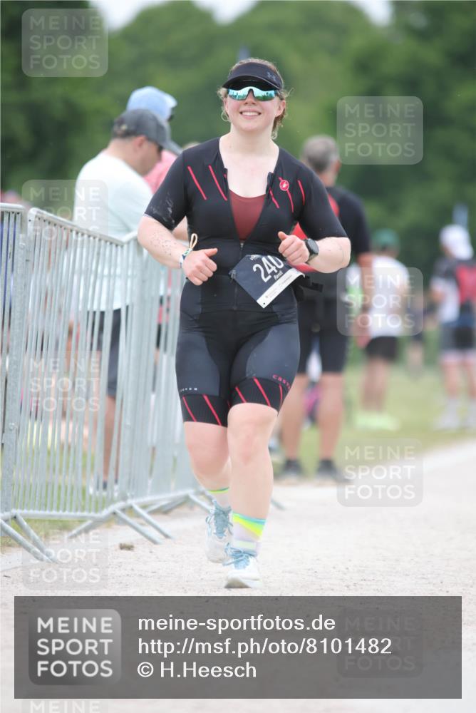 22.06.2025 - Viking Triathlon H.Heesch http://msf.ph/oto/8101482 22.06.2025 15:44:36 Laufen 240 meine-sportfotos.de