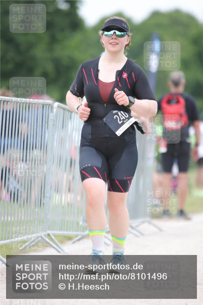 22.06.2025 - Viking Triathlon H.Heesch http://msf.ph/oto/8101496 22.06.2025 15:44:37 Laufen 240 meine-sportfotos.de