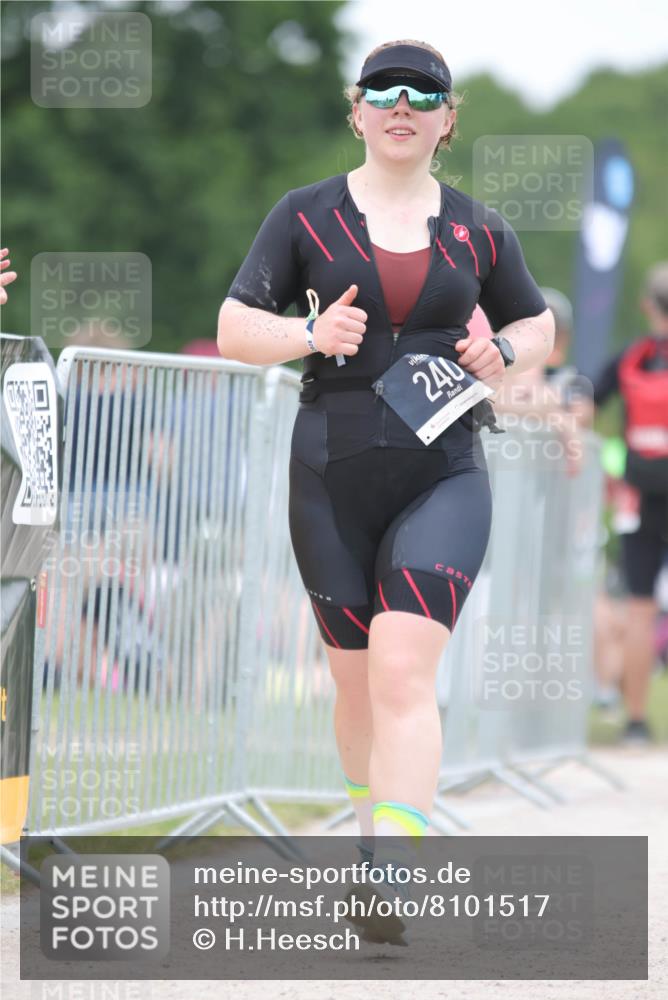 22.06.2025 - Viking Triathlon H.Heesch http://msf.ph/oto/8101517 22.06.2025 15:44:37 Laufen 240 meine-sportfotos.de