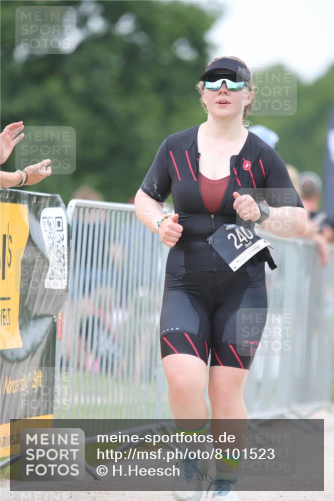 22.06.2025 - Viking Triathlon H.Heesch http://msf.ph/oto/8101523 22.06.2025 15:44:38 Laufen 240 meine-sportfotos.de