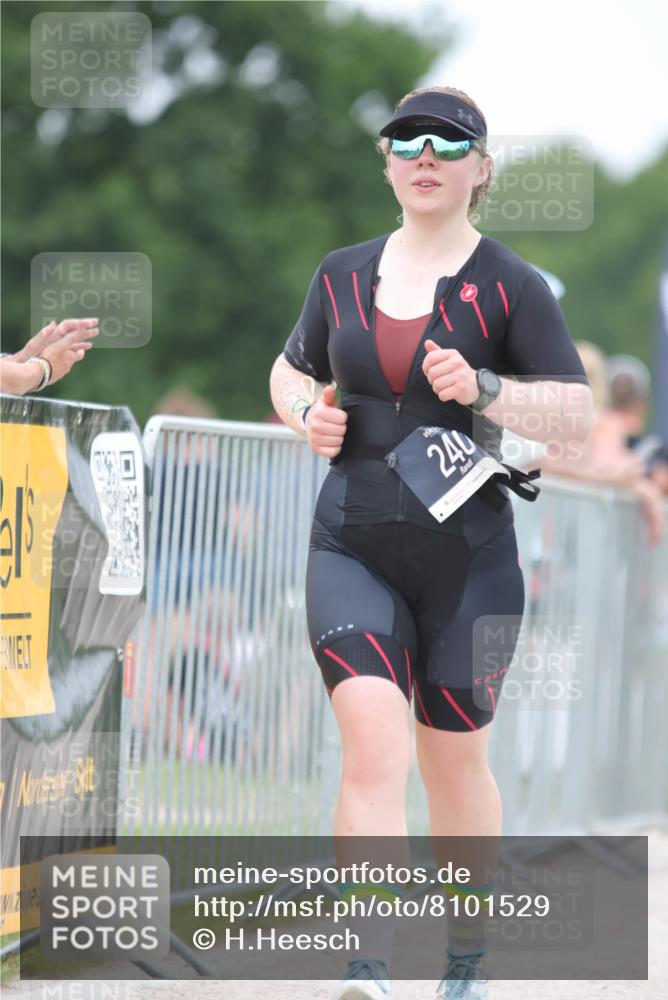 22.06.2025 - Viking Triathlon H.Heesch http://msf.ph/oto/8101529 22.06.2025 15:44:38 Laufen 240 meine-sportfotos.de