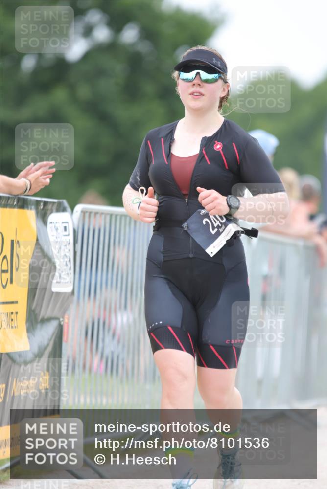 22.06.2025 - Viking Triathlon H.Heesch http://msf.ph/oto/8101536 22.06.2025 15:44:38 Laufen 240 meine-sportfotos.de