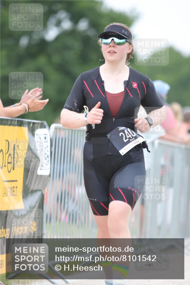 22.06.2025 - Viking Triathlon H.Heesch http://msf.ph/oto/8101542 22.06.2025 15:44:38 Laufen 240 meine-sportfotos.de