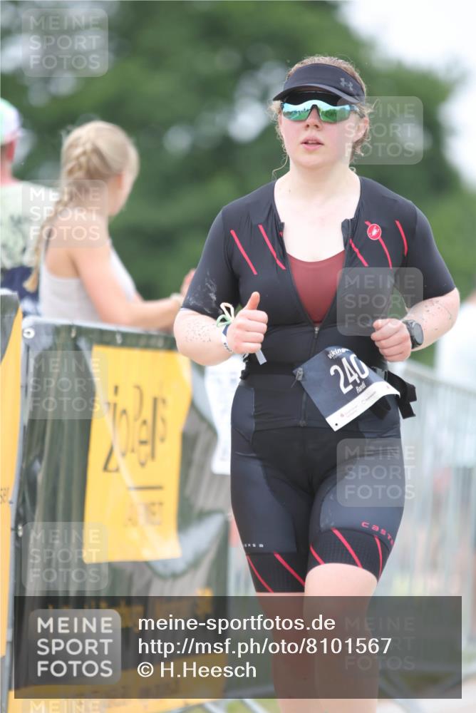 22.06.2025 - Viking Triathlon H.Heesch http://msf.ph/oto/8101567 22.06.2025 15:44:39 Laufen 240 meine-sportfotos.de