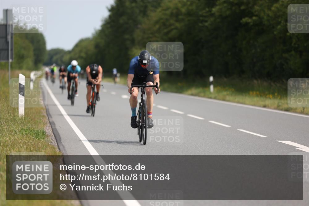 22.06.2025 - Viking Triathlon Yannick Fuchs http://msf.ph/oto/8101584 22.06.2025 11:25:56 Radfahren 117, 325, 344, 451, 475, 499 meine-sportfotos.de
