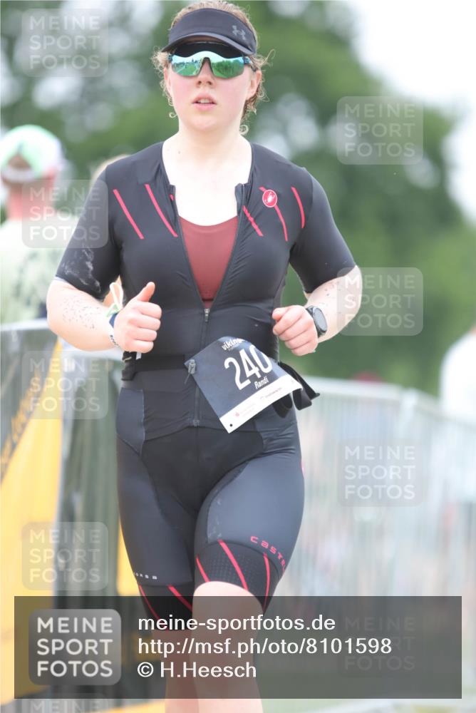 22.06.2025 - Viking Triathlon H.Heesch http://msf.ph/oto/8101598 22.06.2025 15:44:39 Laufen 240 meine-sportfotos.de