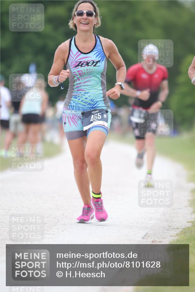 22.06.2025 - Viking Triathlon H.Heesch http://msf.ph/oto/8101628 22.06.2025 15:44:47 Laufen 465, 511 meine-sportfotos.de