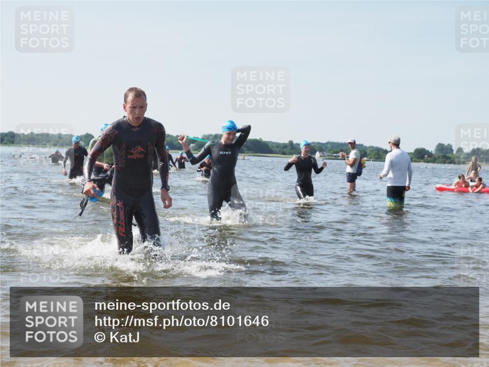 22.06.2025 - Viking Triathlon KatJ http://msf.ph/oto/8101646 22.06.2025 10:33:50 Schwimmen 5, 50, 75, 149, 184, 229, 242, 255, 304, 349, 438, 457, 478, 540 meine-sportfotos.de