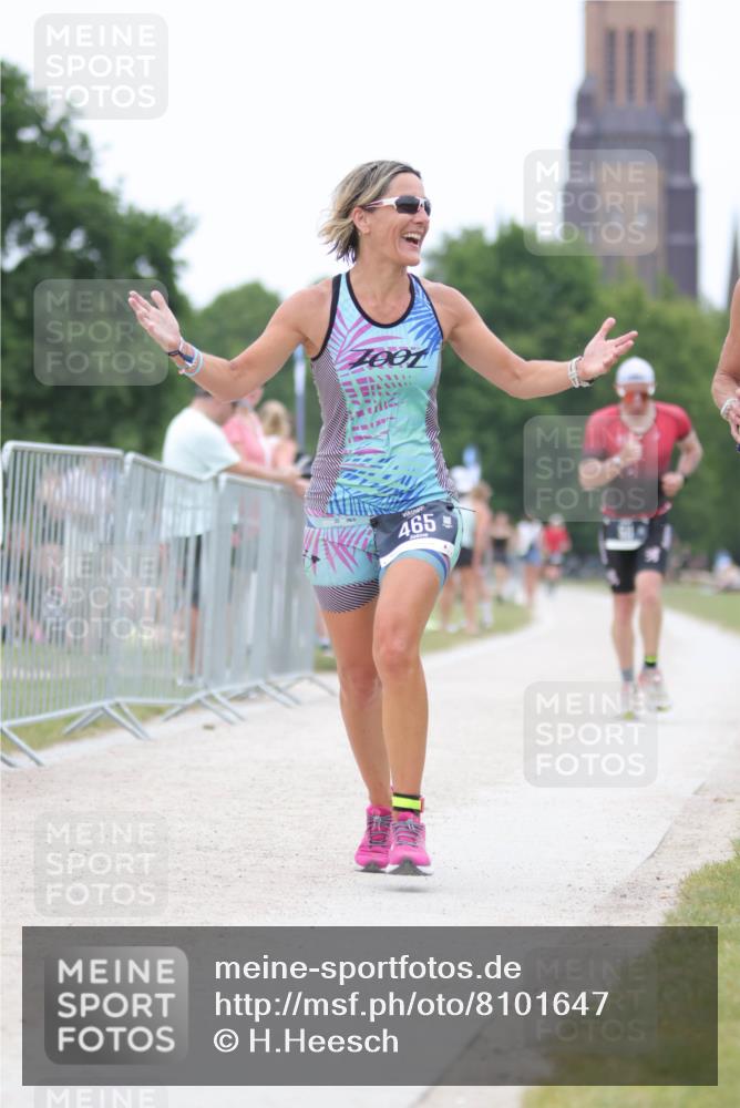 22.06.2025 - Viking Triathlon H.Heesch http://msf.ph/oto/8101647 22.06.2025 15:44:49 Laufen 465, 511 meine-sportfotos.de