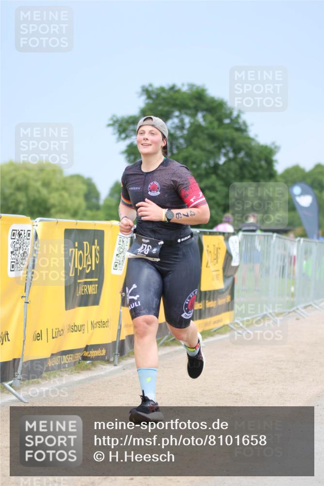 22.06.2025 - Viking Triathlon H.Heesch http://msf.ph/oto/8101658 22.06.2025 16:47:39 Laufen 476 meine-sportfotos.de