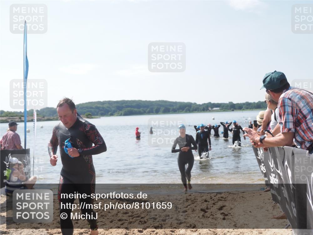 22.06.2025 - Viking Triathlon MichiJ http://msf.ph/oto/8101659 22.06.2025 10:45:45 Schwimmen 95, 197, 360, 425, 466, 519 meine-sportfotos.de