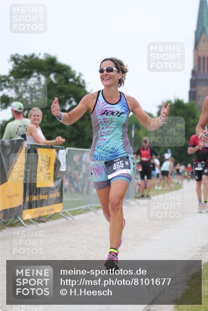 22.06.2025 - Viking Triathlon H.Heesch http://msf.ph/oto/8101677 22.06.2025 15:44:49 Laufen 465, 511 meine-sportfotos.de