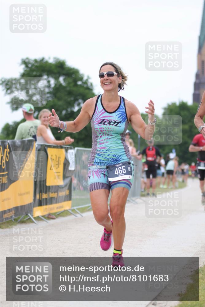 22.06.2025 - Viking Triathlon H.Heesch http://msf.ph/oto/8101683 22.06.2025 15:44:49 Laufen 465, 511 meine-sportfotos.de