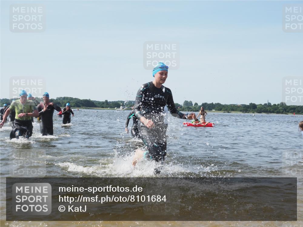 22.06.2025 - Viking Triathlon KatJ http://msf.ph/oto/8101684 22.06.2025 10:33:53 Schwimmen 5, 50, 75, 149, 184, 229, 242, 349, 438, 478, 532, 540 meine-sportfotos.de