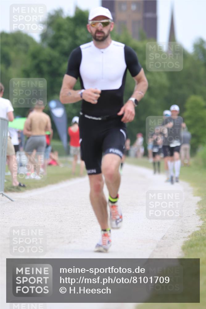 22.06.2025 - Viking Triathlon H.Heesch http://msf.ph/oto/8101709 22.06.2025 13:36:18 Laufen 7, 408 meine-sportfotos.de