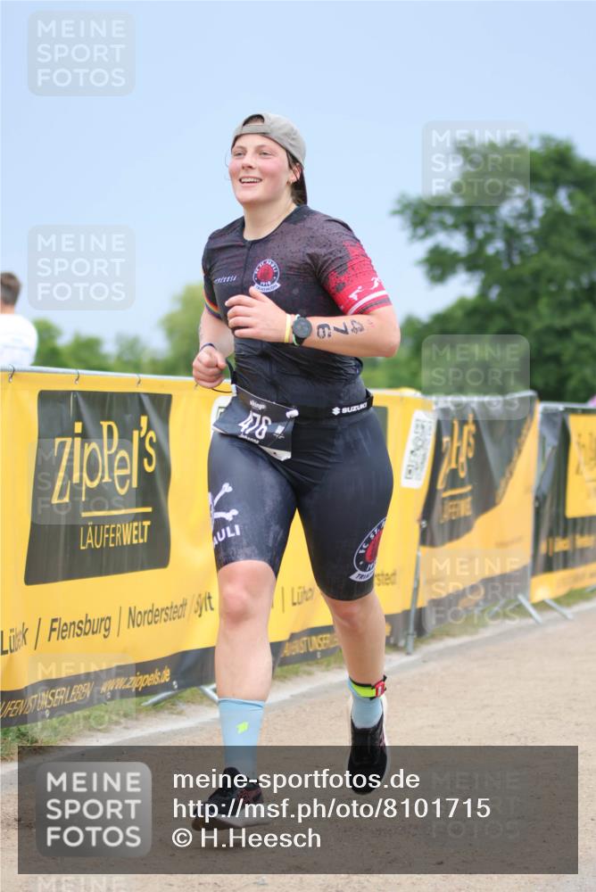 22.06.2025 - Viking Triathlon H.Heesch http://msf.ph/oto/8101715 22.06.2025 16:47:39 Laufen 476 meine-sportfotos.de