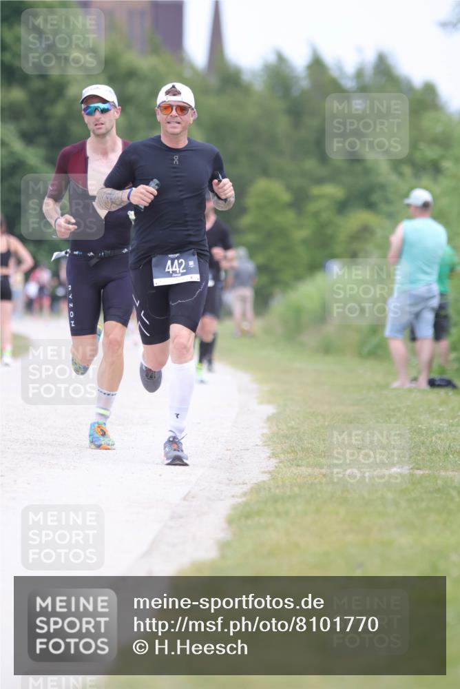22.06.2025 - Viking Triathlon H.Heesch http://msf.ph/oto/8101770 22.06.2025 13:36:26 Laufen 442, 527 meine-sportfotos.de