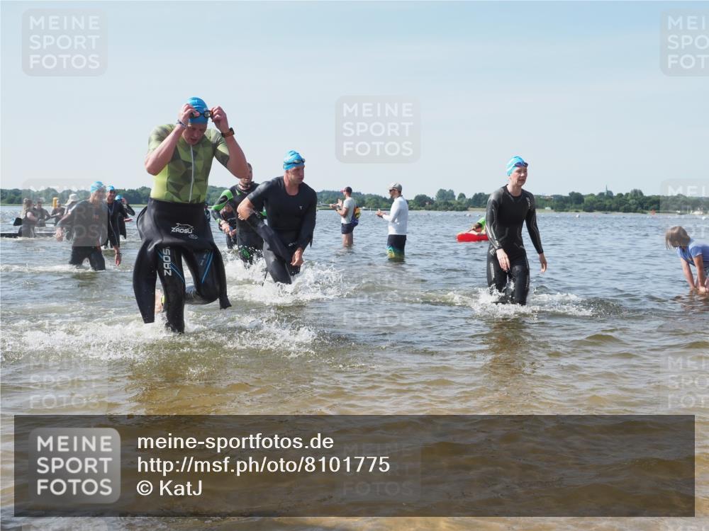 22.06.2025 - Viking Triathlon KatJ http://msf.ph/oto/8101775 22.06.2025 10:33:56 Schwimmen 50, 75, 149, 184, 229, 242, 349, 429, 438, 478, 532, 540 meine-sportfotos.de