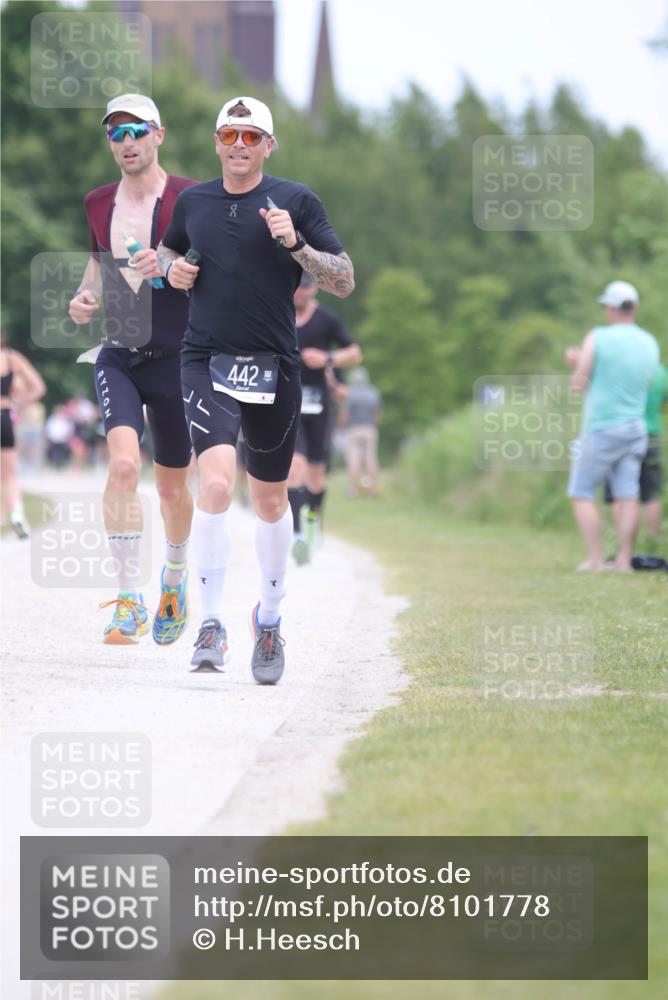 22.06.2025 - Viking Triathlon H.Heesch http://msf.ph/oto/8101778 22.06.2025 13:36:26 Laufen 442, 527 meine-sportfotos.de