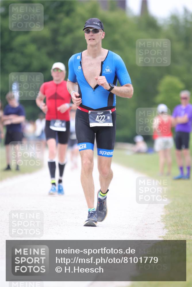 22.06.2025 - Viking Triathlon H.Heesch http://msf.ph/oto/8101779 22.06.2025 15:45:15 Laufen 422 meine-sportfotos.de