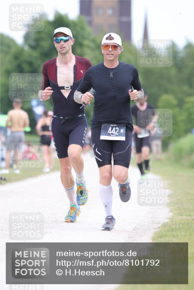 22.06.2025 - Viking Triathlon H.Heesch http://msf.ph/oto/8101792 22.06.2025 13:36:27 Laufen 442, 527 meine-sportfotos.de
