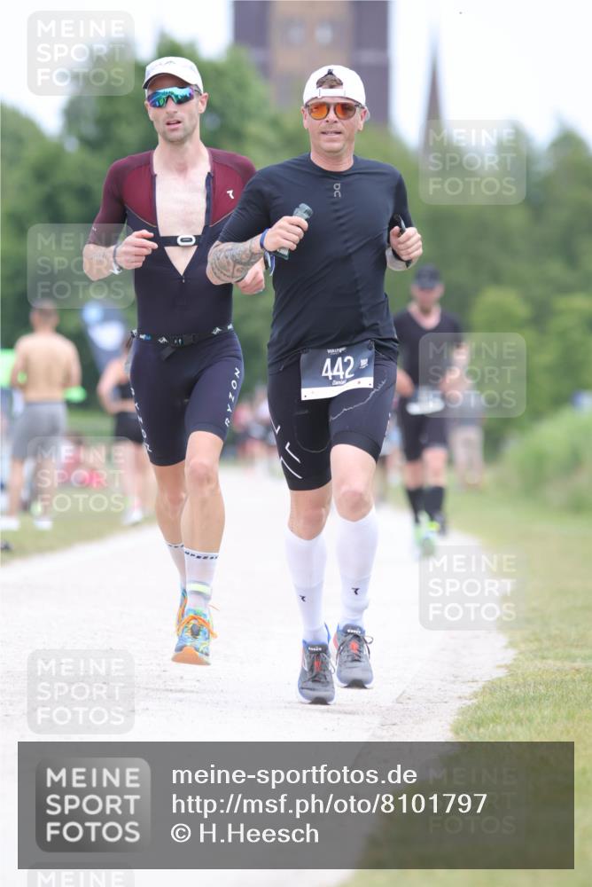 22.06.2025 - Viking Triathlon H.Heesch http://msf.ph/oto/8101797 22.06.2025 13:36:27 Laufen 442, 527 meine-sportfotos.de