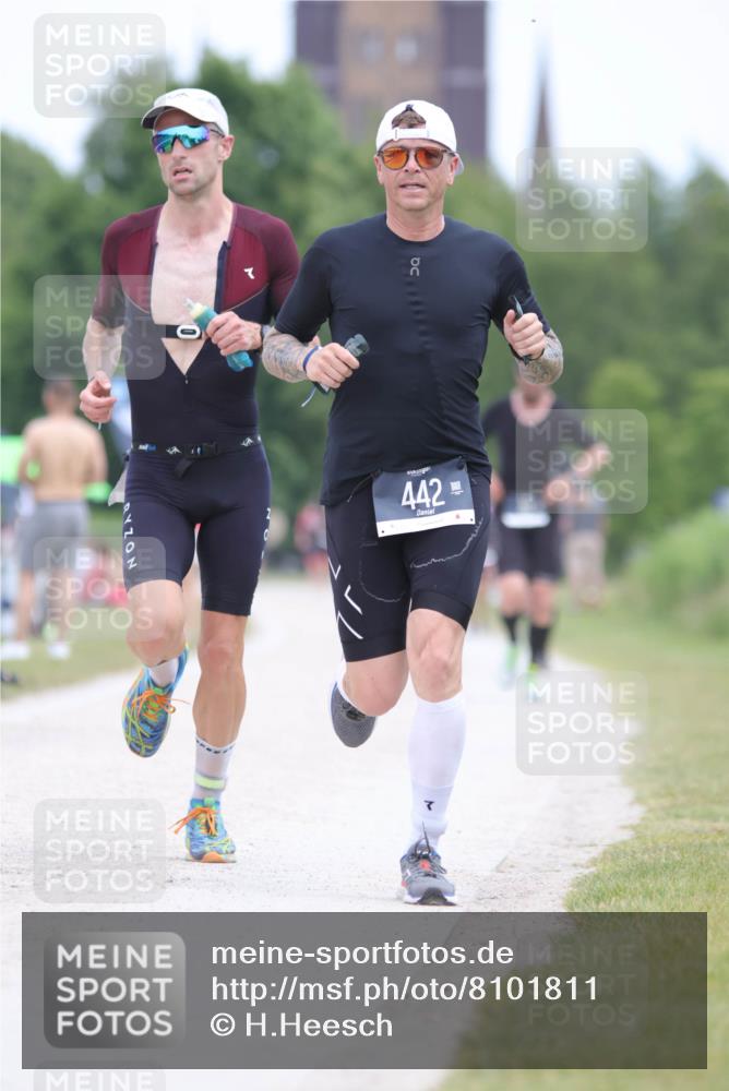 22.06.2025 - Viking Triathlon H.Heesch http://msf.ph/oto/8101811 22.06.2025 13:36:27 Laufen 442, 527 meine-sportfotos.de