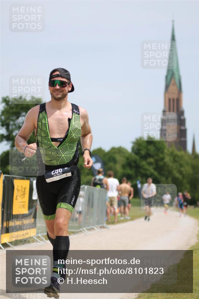 22.06.2025 - Viking Triathlon H.Heesch http://msf.ph/oto/8101823 22.06.2025 13:18:37 Laufen 296 meine-sportfotos.de