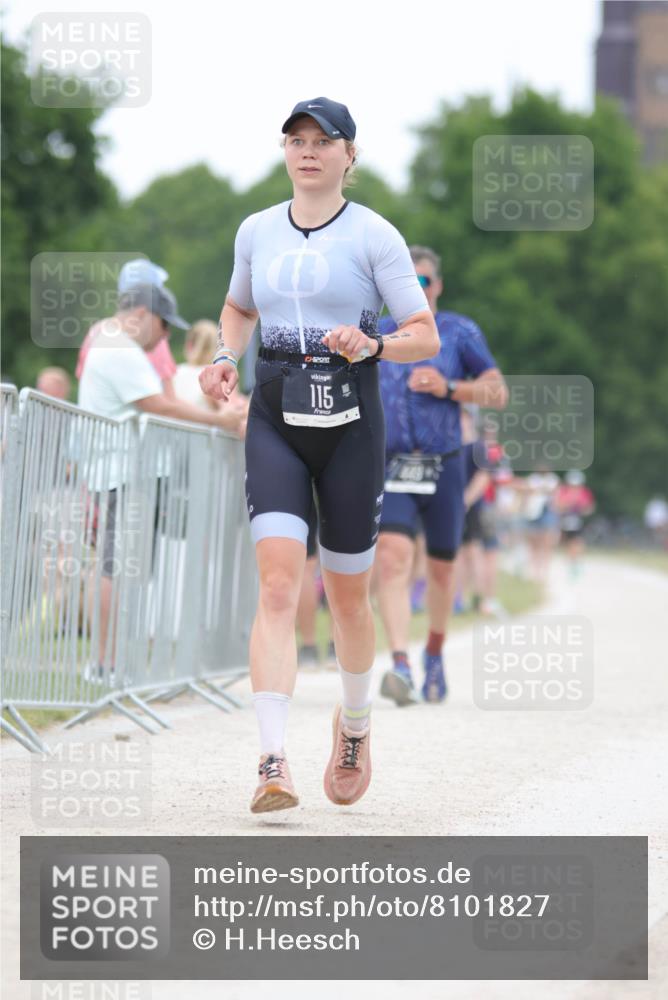 22.06.2025 - Viking Triathlon H.Heesch http://msf.ph/oto/8101827 22.06.2025 15:45:31 Laufen 115, 449 meine-sportfotos.de