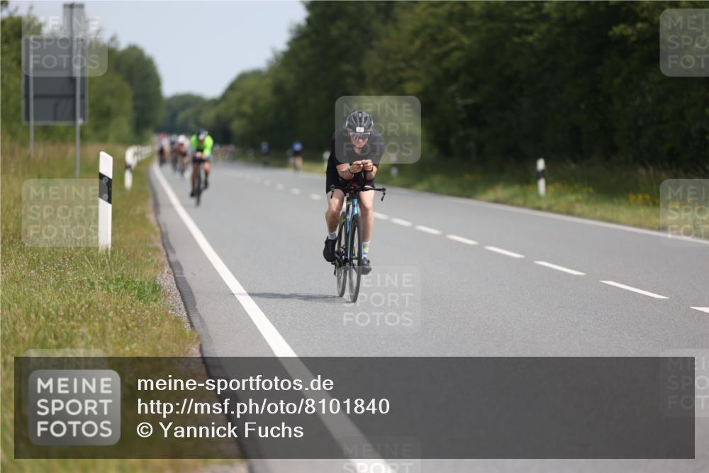 22.06.2025 - Viking Triathlon Yannick Fuchs http://msf.ph/oto/8101840 22.06.2025 11:26:02 Radfahren 29, 117, 325, 344, 403, 451, 499 meine-sportfotos.de