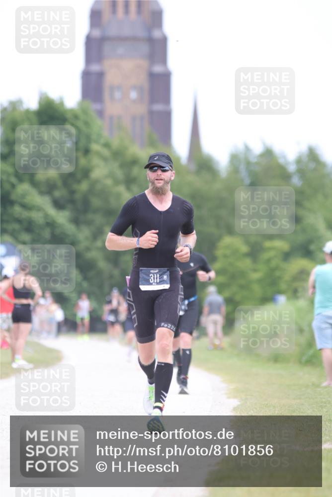 22.06.2025 - Viking Triathlon H.Heesch http://msf.ph/oto/8101856 22.06.2025 13:36:32 Laufen 311, 442, 527 meine-sportfotos.de