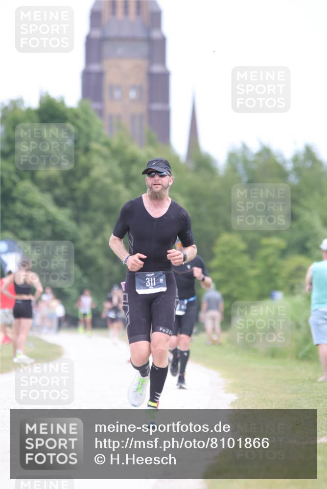 22.06.2025 - Viking Triathlon H.Heesch http://msf.ph/oto/8101866 22.06.2025 13:36:32 Laufen 311, 442, 527 meine-sportfotos.de