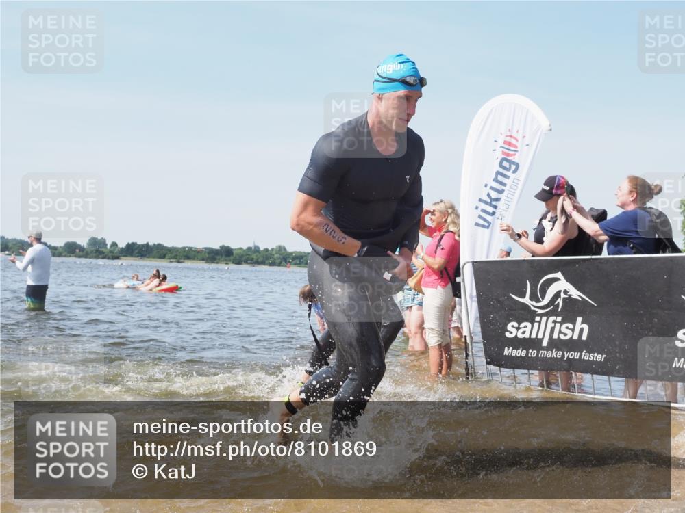 22.06.2025 - Viking Triathlon KatJ http://msf.ph/oto/8101869 22.06.2025 10:33:59 Schwimmen 50, 70, 75, 184, 229, 242, 349, 429, 438, 478, 532, 540, 618, 635 meine-sportfotos.de