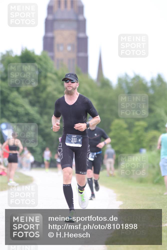 22.06.2025 - Viking Triathlon H.Heesch http://msf.ph/oto/8101898 22.06.2025 13:36:32 Laufen 311, 442, 527 meine-sportfotos.de